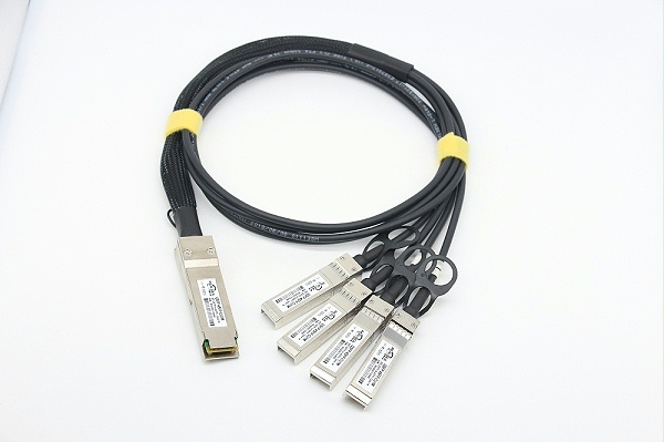 QSFP+ to 4SFP+