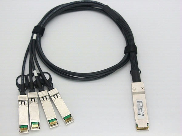 QSFP-4X10G-CU1M CISCO思科兼容 QSFP+ TO 4SFP+DAC无源铜缆高速